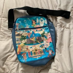 Disneyland crossbody bag w/adjustable shoulder strap